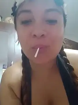 titattika plattlina online show from January 21, 3:59 am