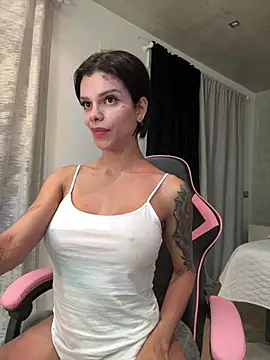 Snapshot of Rosariolovex chatting on March 22, 6:36 pm Rosariolovex online show from March 22, 6:36 pm