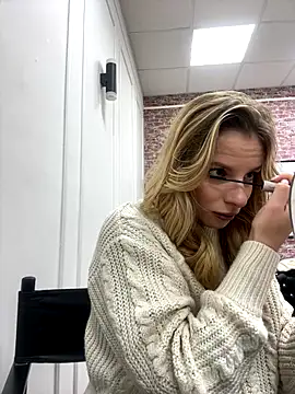 LanaSparks online show from October 7, 4:20 am