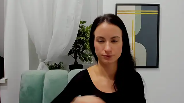 LeiilaBloom online show from February 4, 1:38 pm