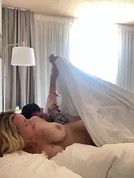 Snapshot of 1fun_one chatting on September 18, 8:33 pm 1fun one online show from September 18, 8:33 pm