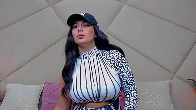 ChloeFrost online show from September 24, 5:00 am