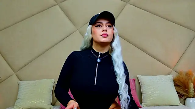 ChloeFrost online show from February 9, 6:17 am