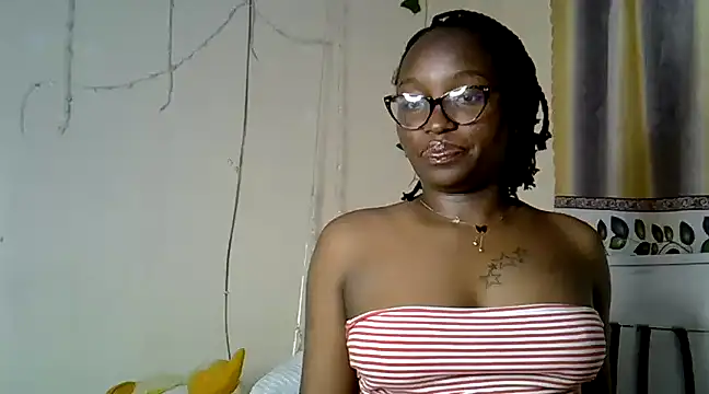 Vprettieeer online show from January 18, 12:13 am