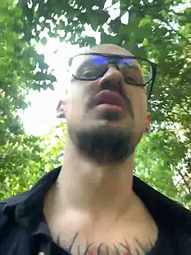 AssHunter4k online show from May 19, 7:04 am
