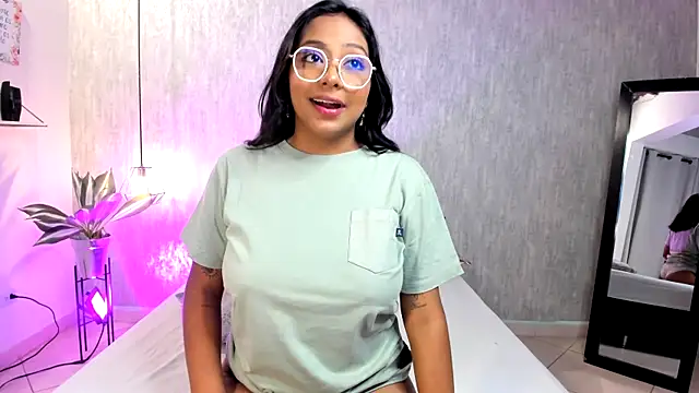 isabella zc online show from February 10, 11:36 am