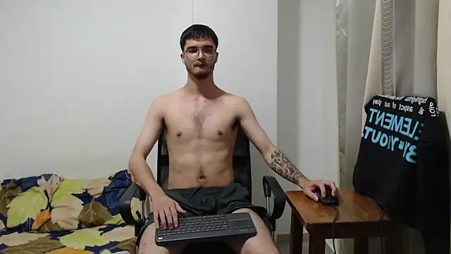 Aleex Miller online show from October 11, 9:30 am