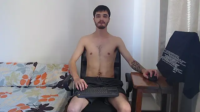 Aleex Miller online show from November 1, 3:47 pm