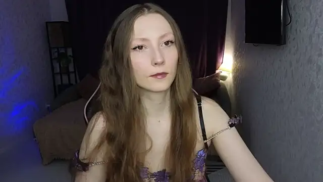 Snapshot of Sweeet_Lilit chatting on April 11, 9:30 pm Sweeet Lilit online show from April 11, 9:30 pm