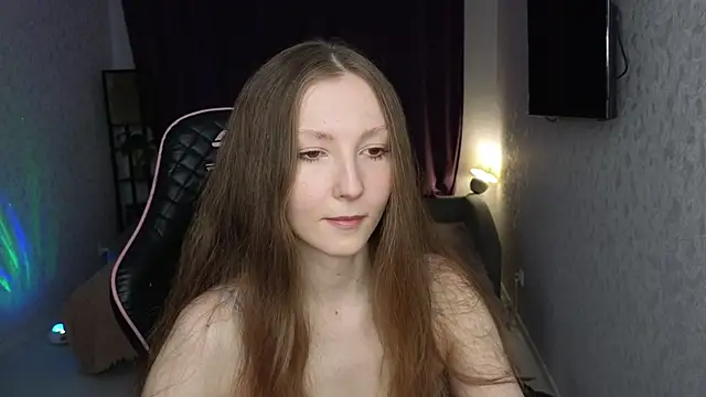 Snapshot of Sweeet_Lilit chatting on May 3, 10:16 pm Sweeet Lilit online show from May 3, 10:16 pm