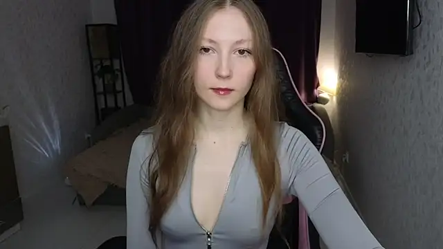 Snapshot of Sweeet_Lilit chatting on May 9, 10:26 pm Sweeet Lilit online show from May 9, 10:26 pm