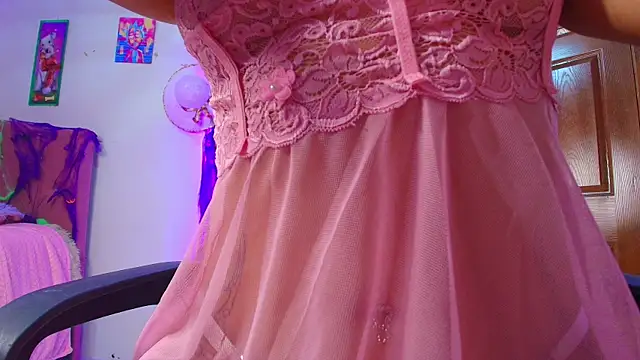 MiaFlamesxxx online show from October 16, 12:00 am