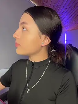 Sofia18 pinkk online show from February 24, 8:40 pm