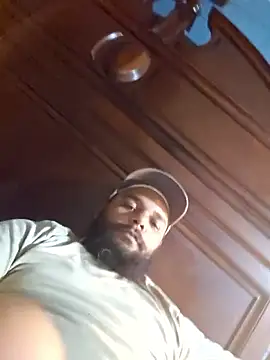 Snapshot of ListedCure2 chatting on March 10, 10:42 am ListedCure2 online show from March 10, 10:42 am