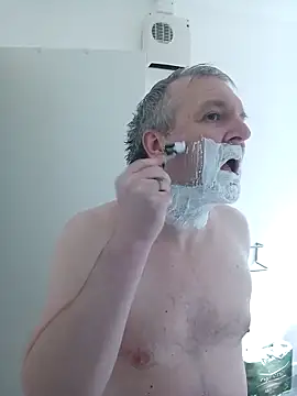 Snapshot of Paolo7619 chatting on February 28, 2:42 pm Paolo7619 online show from February 28, 2:42 pm