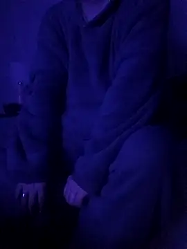 Snapshot of Paolo7619 chatting on October 21, 2:12 am Paolo7619 online show from October 21, 2:12 am