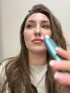 KiraBarlows online show from February 13, 8:49 pm