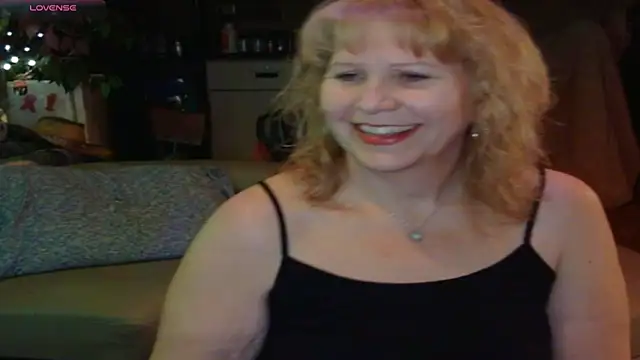 Snapshot of Badgirlpr2 chatting on March 15, 2:46 am Badgirlpr2 online show from March 15, 2:46 am