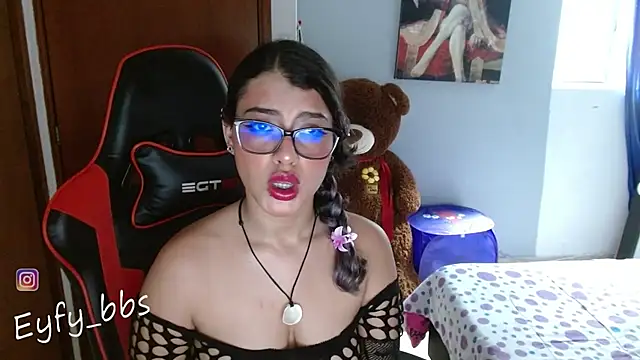 Snapshot of Eyfy_bbs chatting on February 7, 8:42 pm Eyfy bbs online show from February 7, 8:42 pm