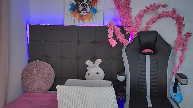 AmandaBrooks 18 online show from September 26, 1:31 am