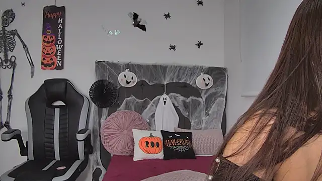 AmandaBrooks 18 online show from October 15, 1:28 am