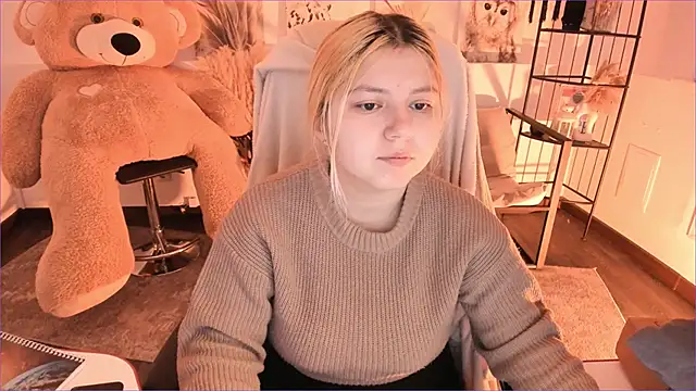 DiaAngell online show from January 9, 7:15 pm