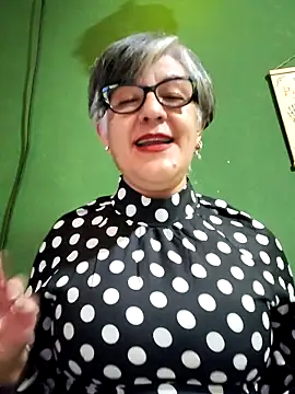 ilonna2025 online show from September 21, 7:21 am