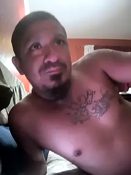 Snapshot of Burrrucecold00 chatting on November 5, 4:12 am Burrrucecold00 online show from November 5, 4:12 am