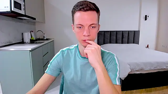 Snapshot of max_shy chatting on January 25, 3:41 pm max shy online show from January 25, 3:41 pm