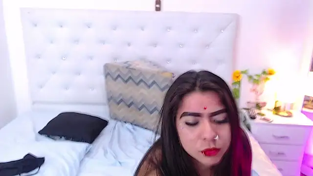 ninanaughty13 online show from January 29, 8:14 pm