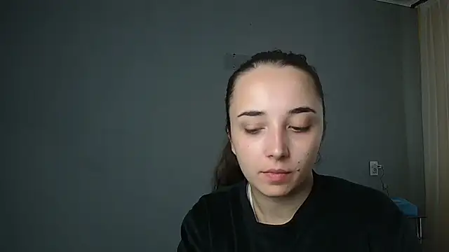 Snapshot of Eva_Gloryy chatting on September 19, 10:05 am Eva Gloryy online show from September 19, 10:05 am