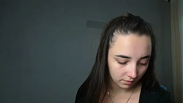 Snapshot of Eva_Gloryy chatting on October 30, 8:27 am Eva Gloryy online show from October 30, 8:27 am