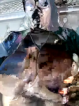 bubblendz1988 online show from May 3, 10:21 am