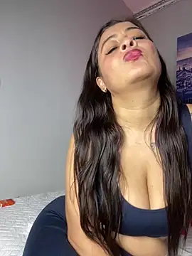 Lili  taylor online show from February 13, 9:38 pm