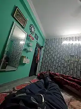 Snapshot of shaikhu chatting on January 18, 6:32 pm shaikhu online show from January 18, 6:32 pm