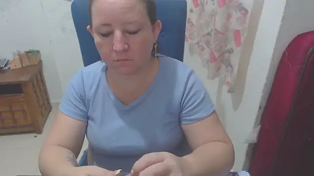 Yohis Kiut25 online show from February 18, 3:24 am