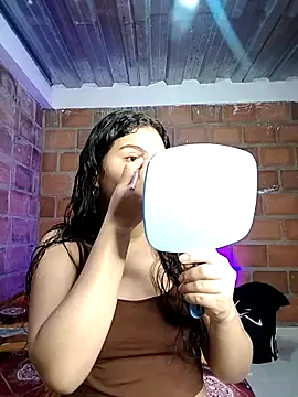 Snapshot of enid_greins chatting on September 25, 7:28 pm enid greins online show from September 25, 7:28 pm