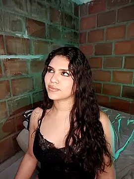 Snapshot of enid_greins chatting on October 23, 8:18 pm enid greins online show from October 23, 8:18 pm