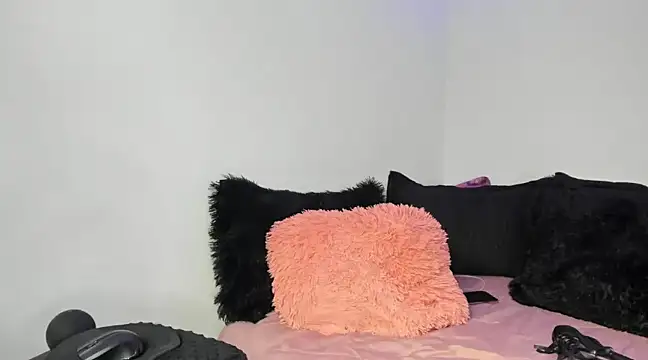 FREYA GERMANIC online show from February 28, 9:36 am
