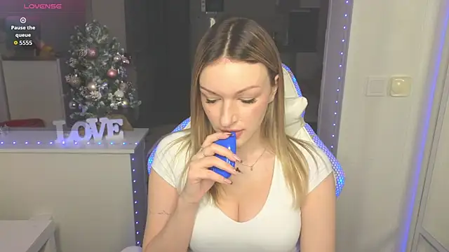 MargaretSweet1 online show from January 12, 4:50 am