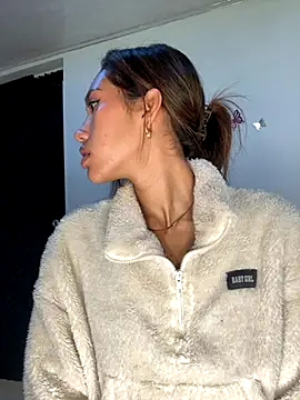 zoe storm online show from September 29, 11:53 pm