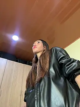 zoe storm online show from April 26, 11:46 pm