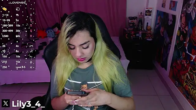 Snapshot of lily3_4 chatting on May 2, 7:46 am lily3 4 online show from May 2, 7:46 am