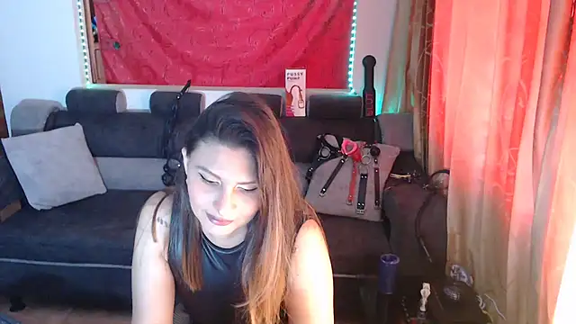 Snapshot of sachaclinford chatting on October 11, 6:28 pm sachaclinford online show from October 11, 6:28 pm