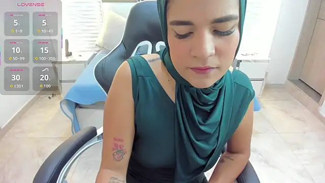 Zulema hamdi online show from October 27, 12:09 pm