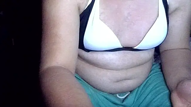 Snapshot of samedisamedi chatting on April 6, 10:22 pm samedisamedi online show from April 6, 10:22 pm