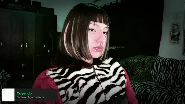 roxy toxic online show from May 21, 12:39 am