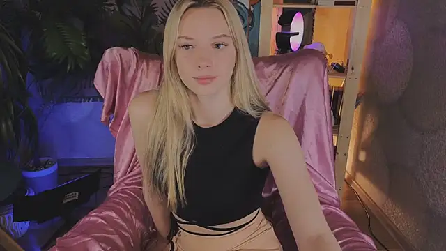 katt  y online show from October 10, 5:06 am