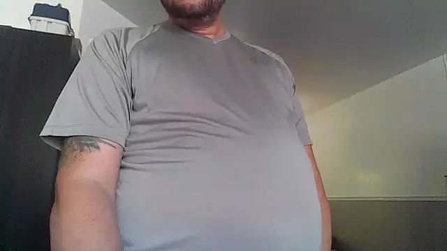 Snapshot of yourcourage1 chatting on October 6, 8:06 pm yourcourage1 online show from October 6, 8:06 pm