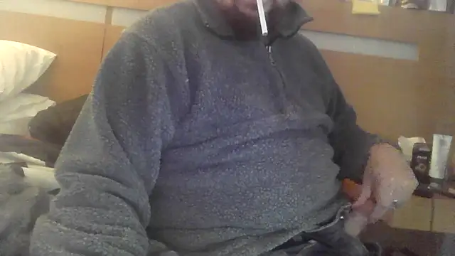 Snapshot of yourcourage1 chatting on February 1, 1:59 am yourcourage1 online show from February 1, 1:59 am